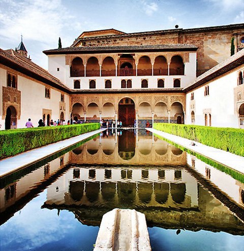 Alhambra Private