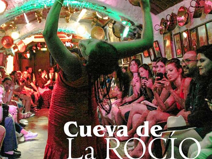 Flamenco performers in a Sacromonte cave